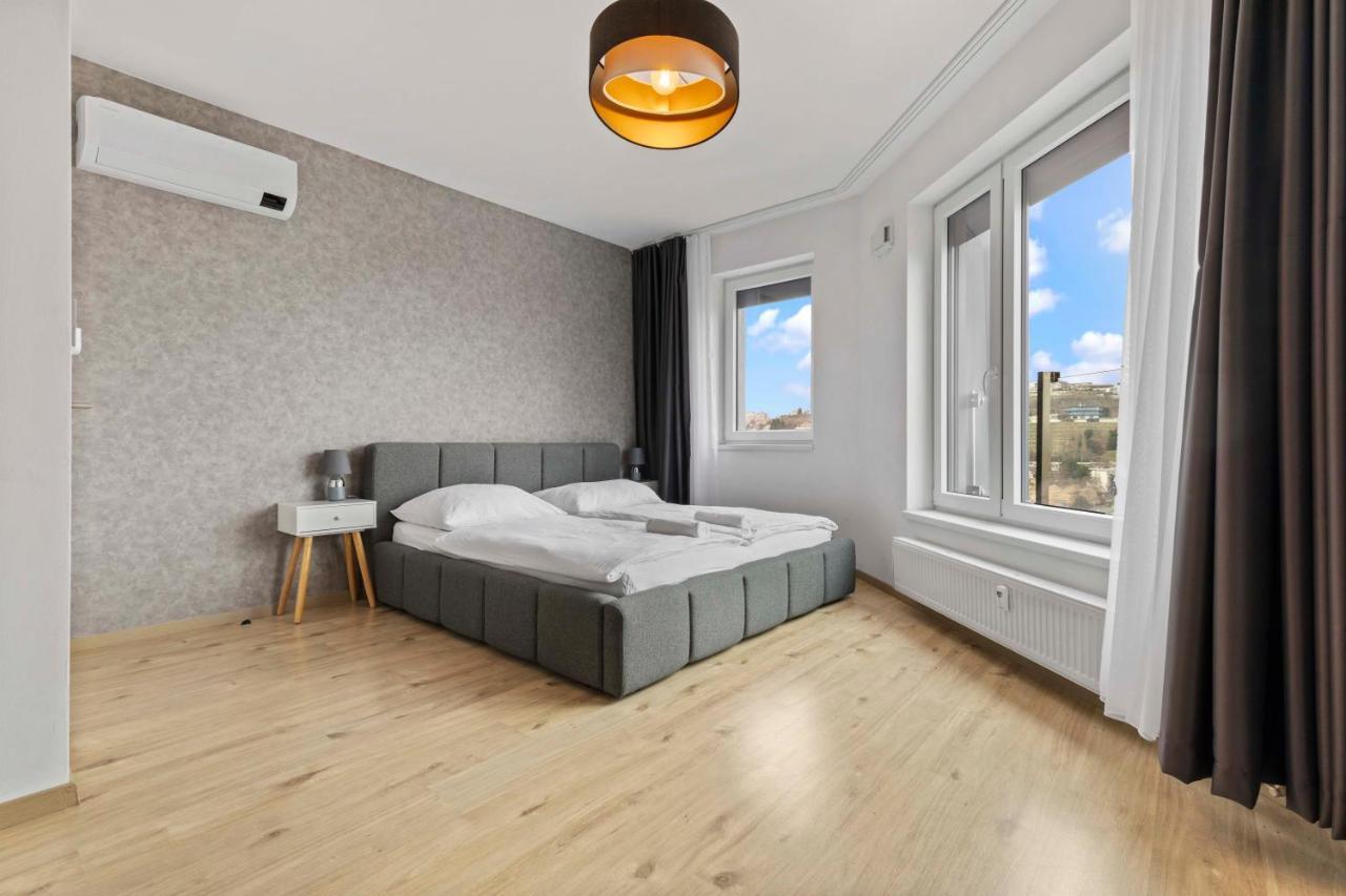 Apartamento Lam Premiere - Ac - Awesome View In Bratislava Exterior foto